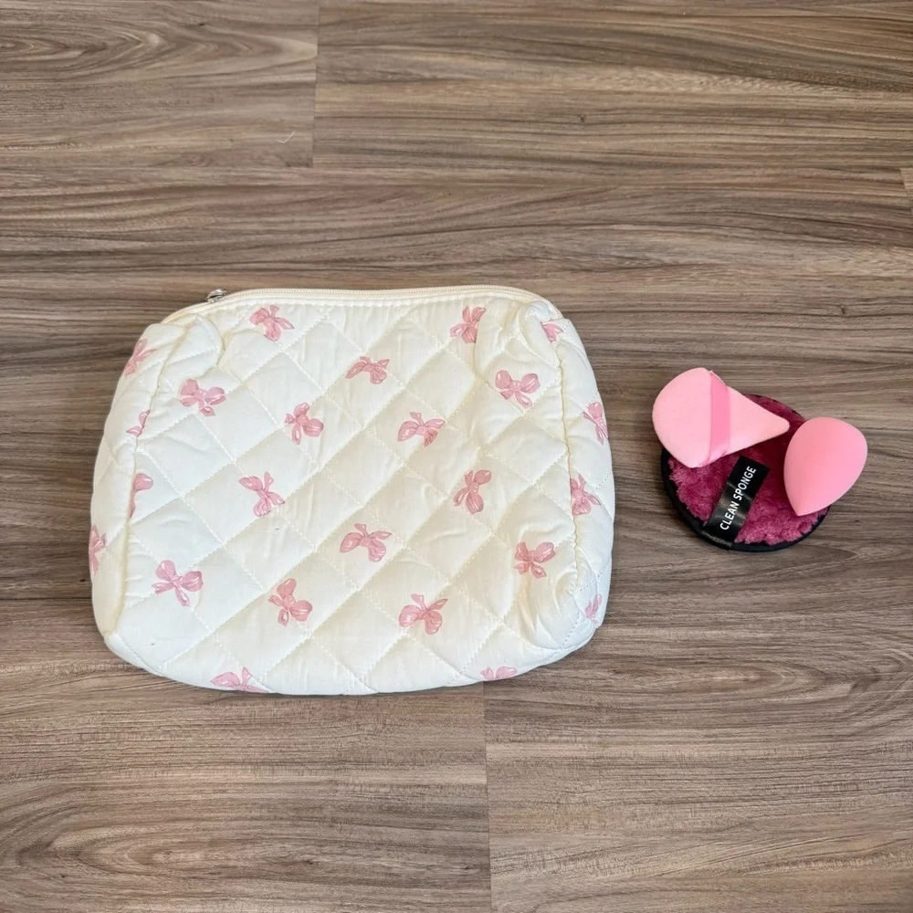 Brand New Makeup Pouch and Reusable Makeup Remover Round, Beauty Blender & Puff